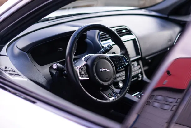 エルユーシーワイ カジノ Android/iOS アプリ